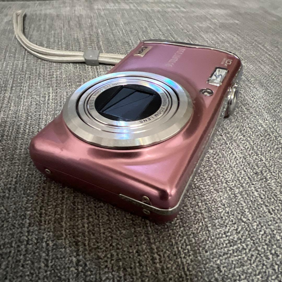 FUJIFILM Finepix F70EXR ピンク
