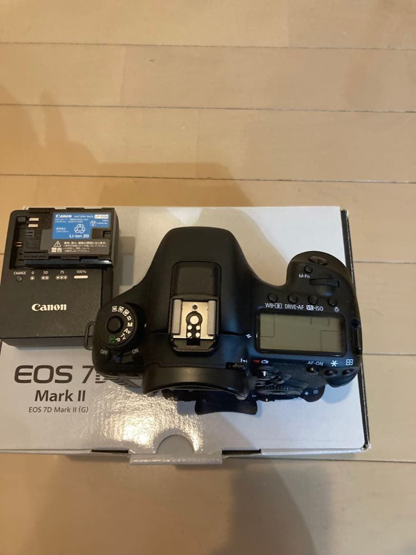 Canon EOS 7D Mark II 元箱あり　おまけ付き