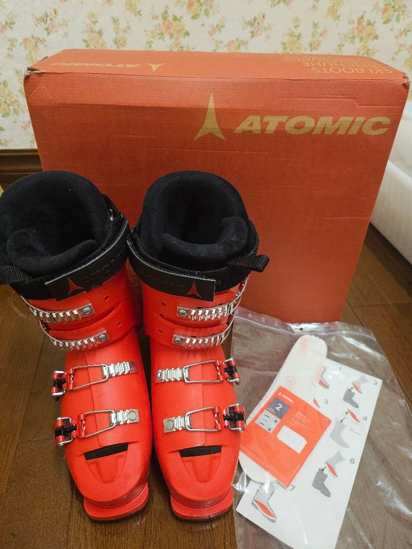 ATOMIC REDSTER Jr 60 スキーブーツ 赤色