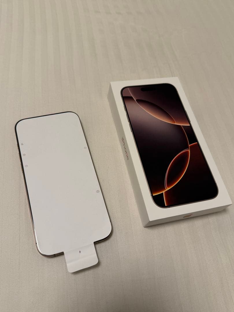 iPhone16ProMax デザートチタニウム 256GB SIMフリー