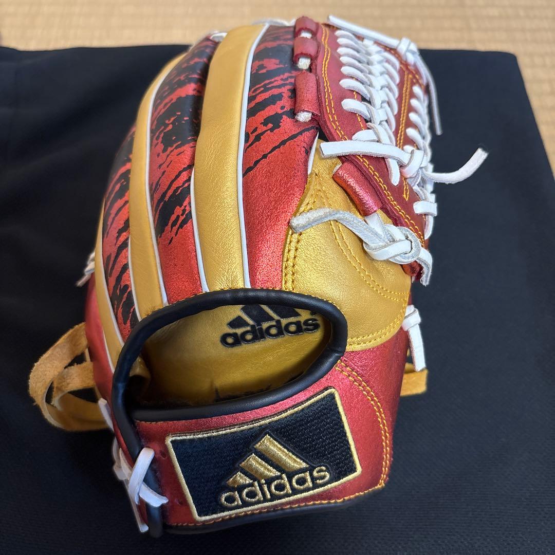 adidas 赤金 野球グローブ