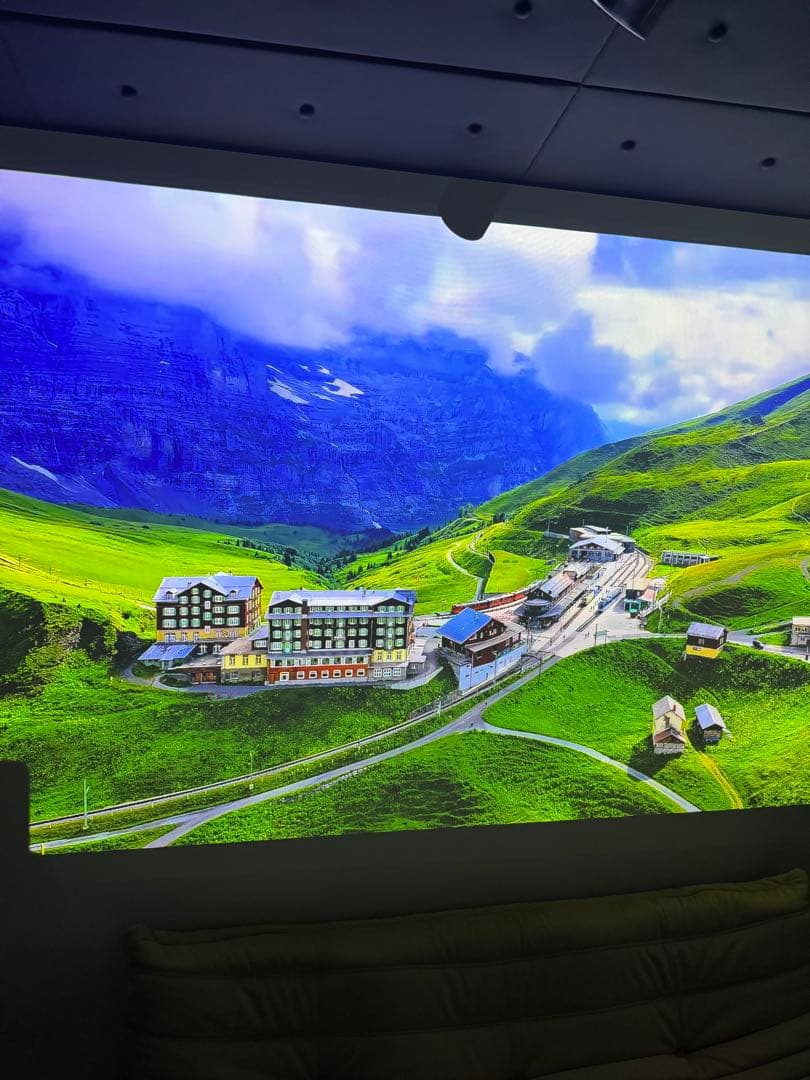 NEBULA cosmos lazer 4kプロジェクター ハンドル付き グレー