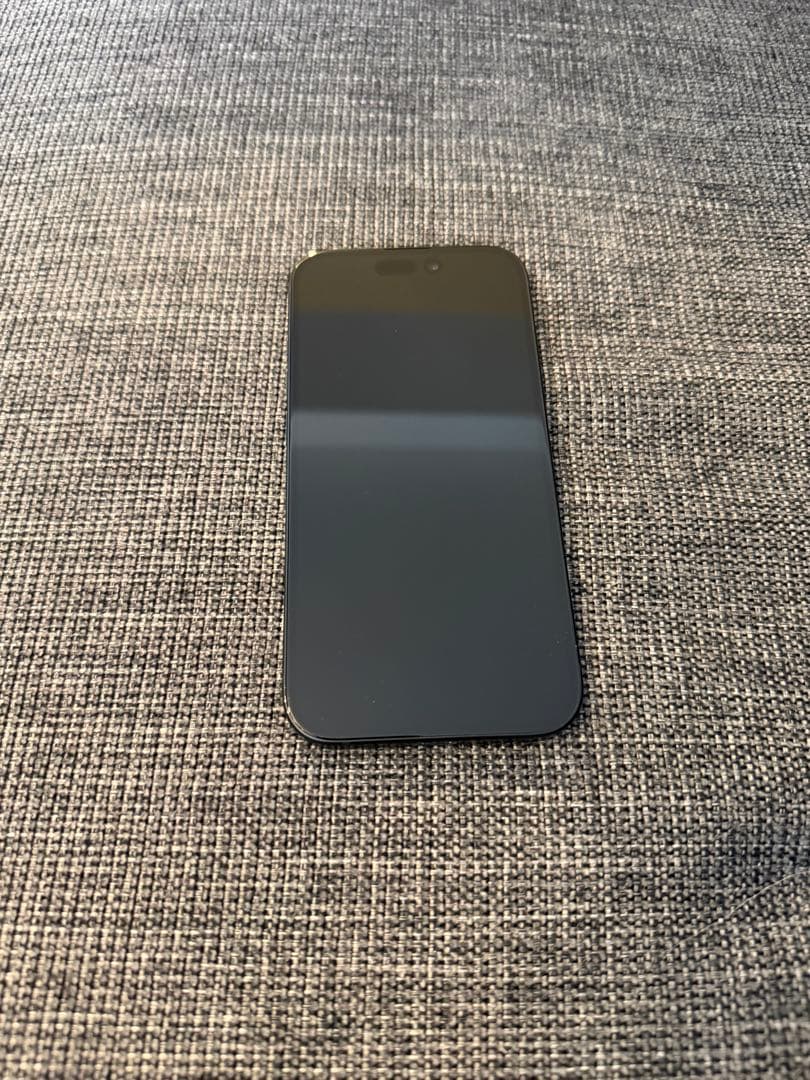 Apple iPhone 15 ブラック本体 128GB