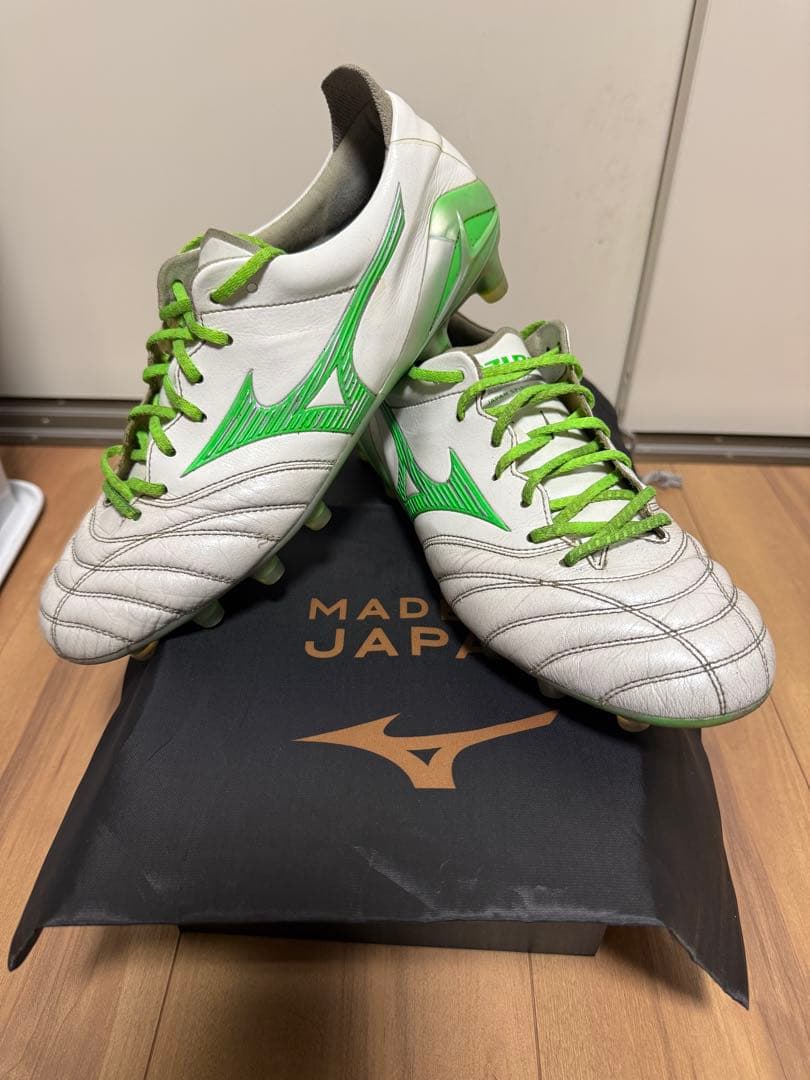 サッカースパイク ミズノ モレリア ネオ4 ジャパン 26.0cm