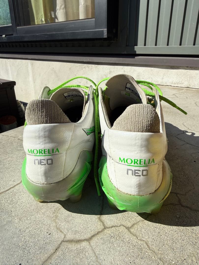 サッカースパイク ミズノ モレリア ネオ4 ジャパン 26.0cm