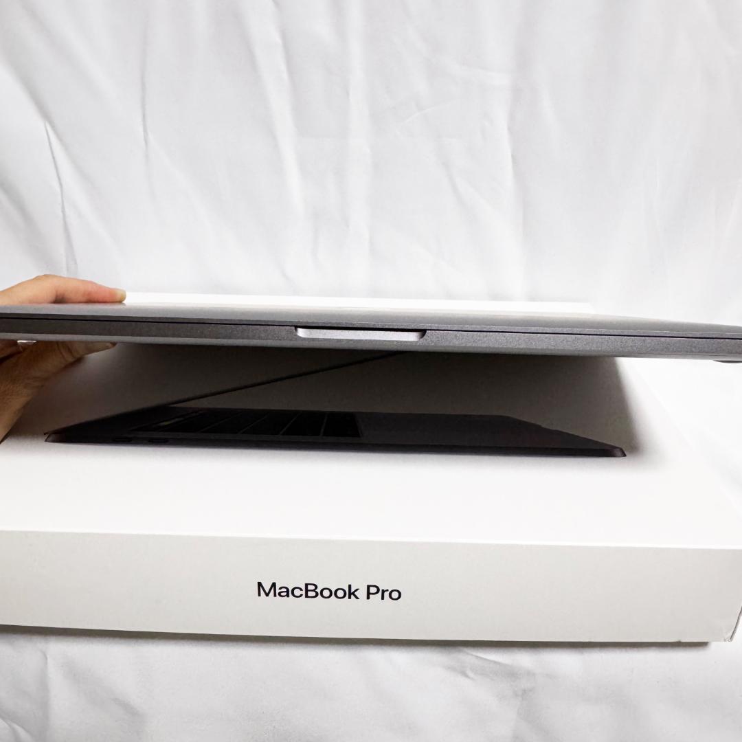 Macbook Pro 15インチ　2018　i9　32GB　1TB　US　美品