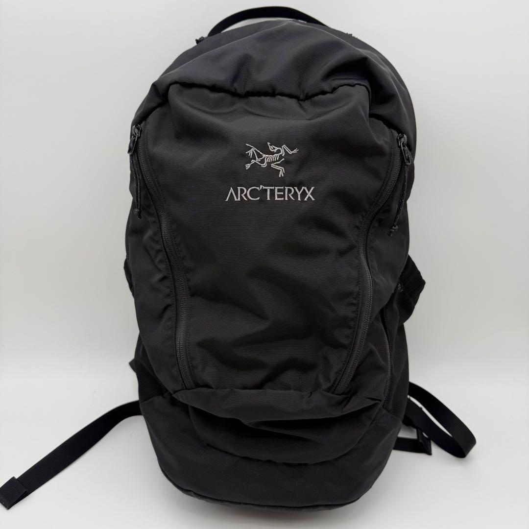ARC’TERYX アークテリクス マンティス26 黒 廃盤 ブラック man