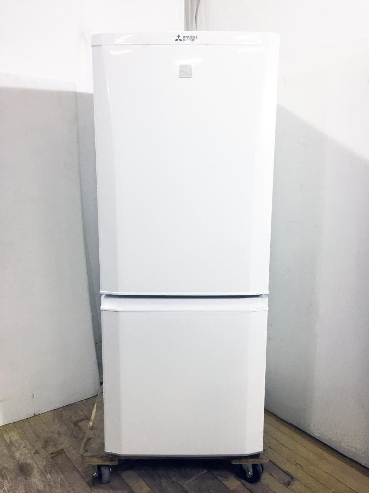 30日迄！送料無料★三菱 146L 冷蔵庫【MR-P15EC-KW】