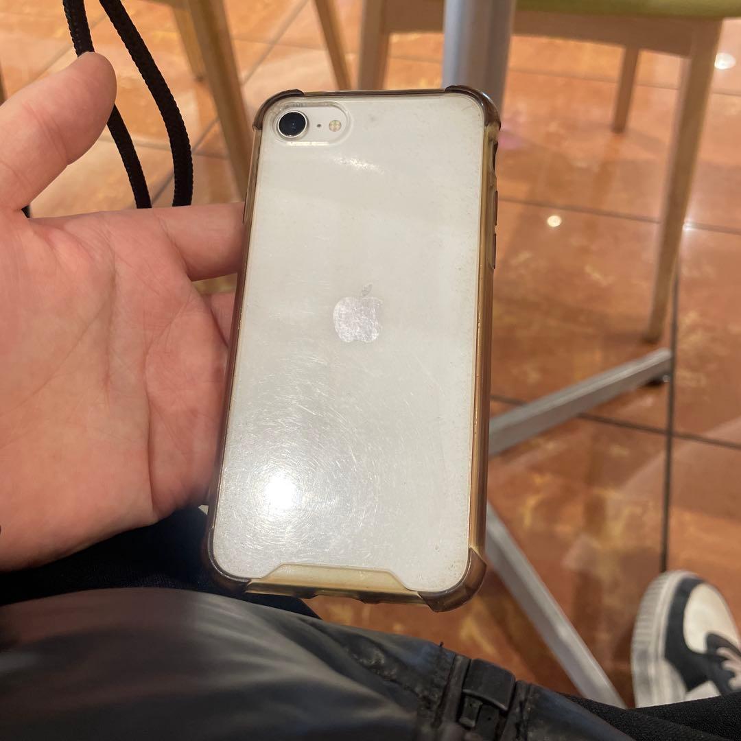 Apple iPhone SE本体