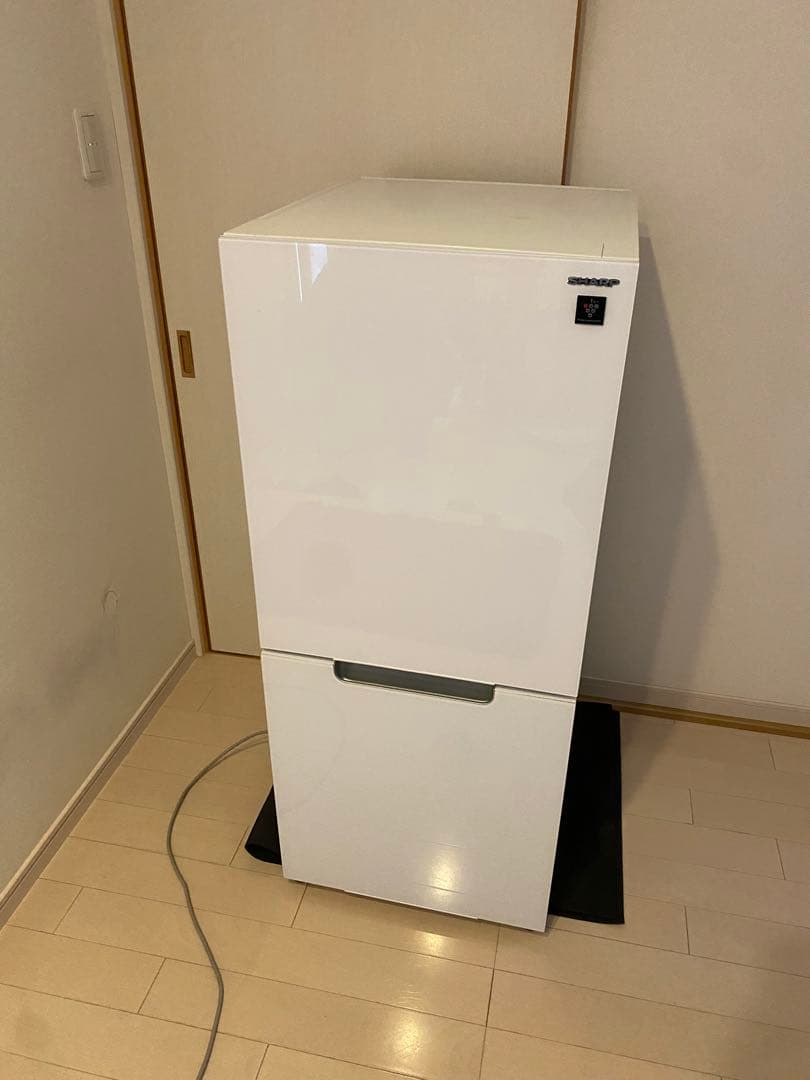 SHARP 冷蔵庫 SJ-GD15H-W 2021年製　単身用冷蔵庫