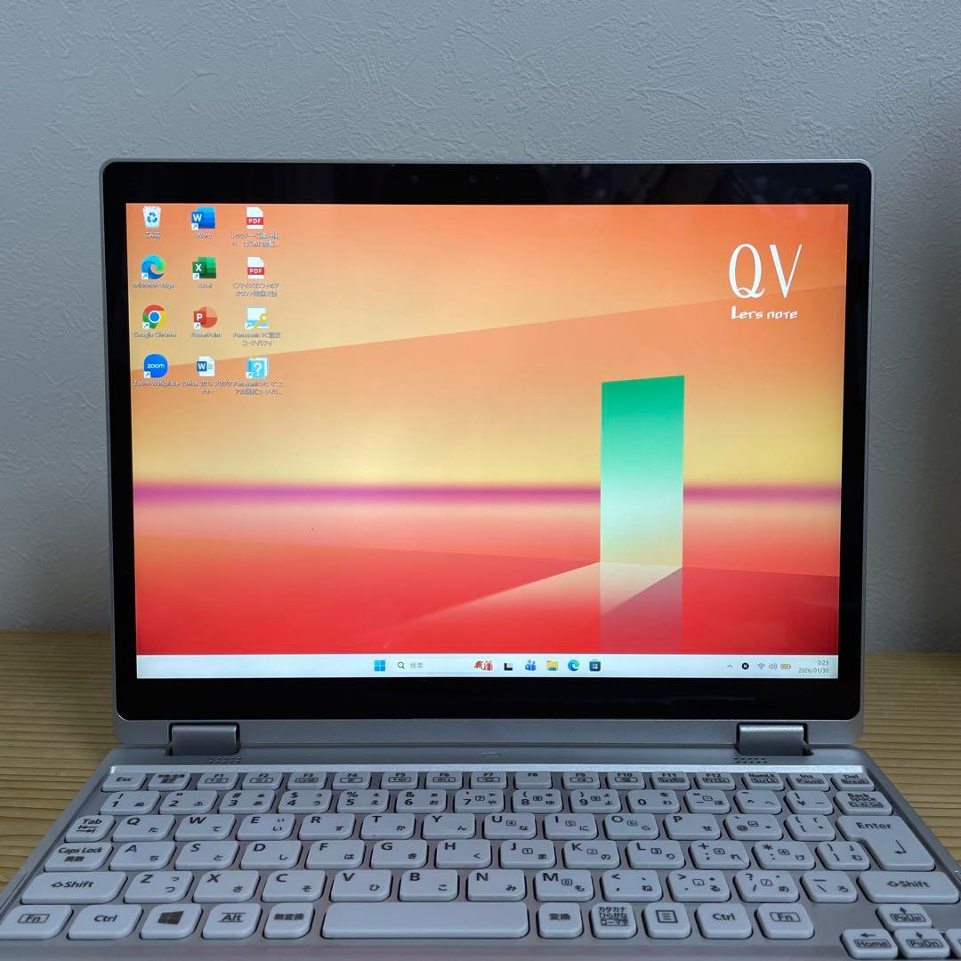 レッツノートCF-QV1/Core i5/メモリ8GB