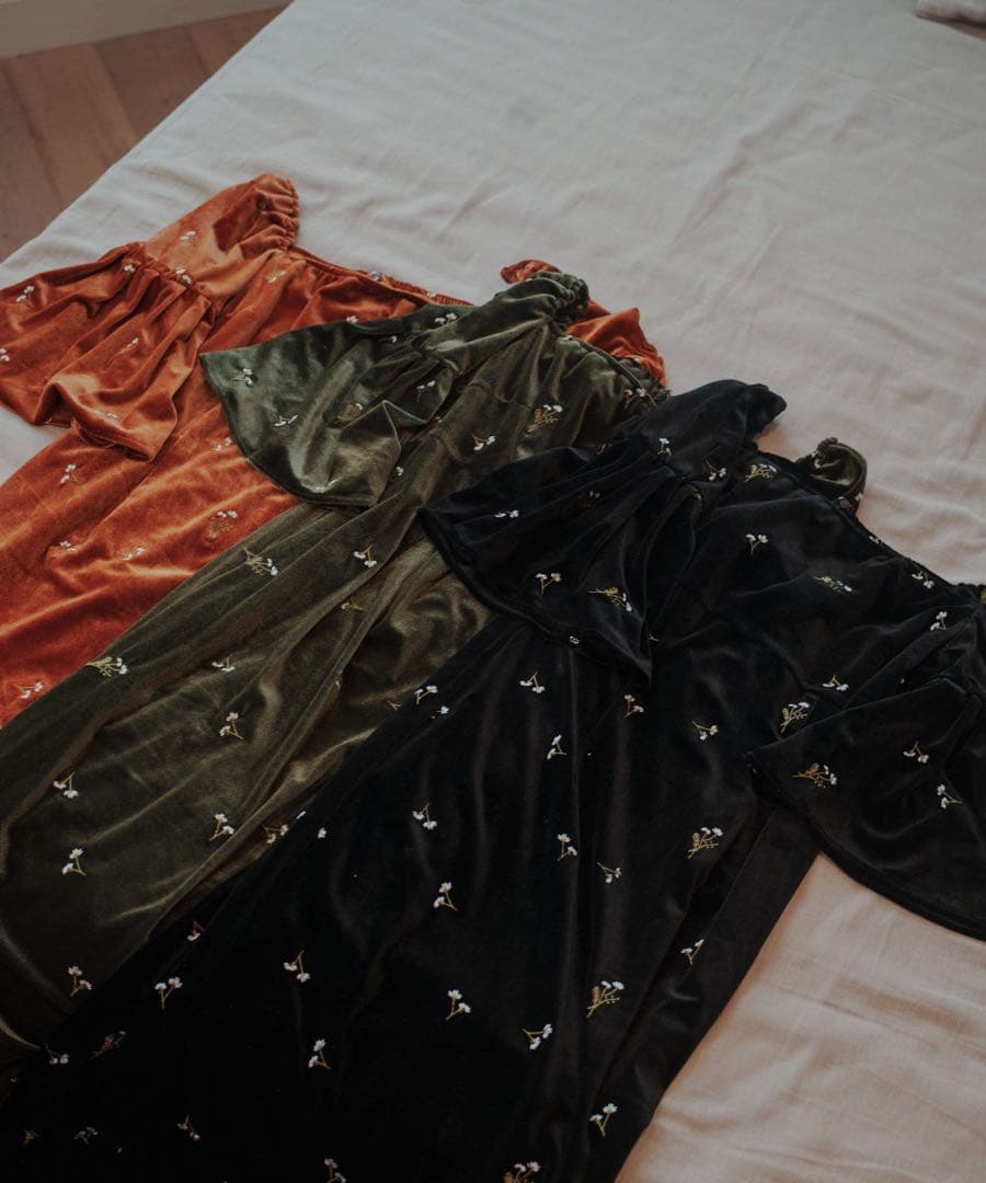 Kastaneオケージョンドレス ベルベットドレス キャメル