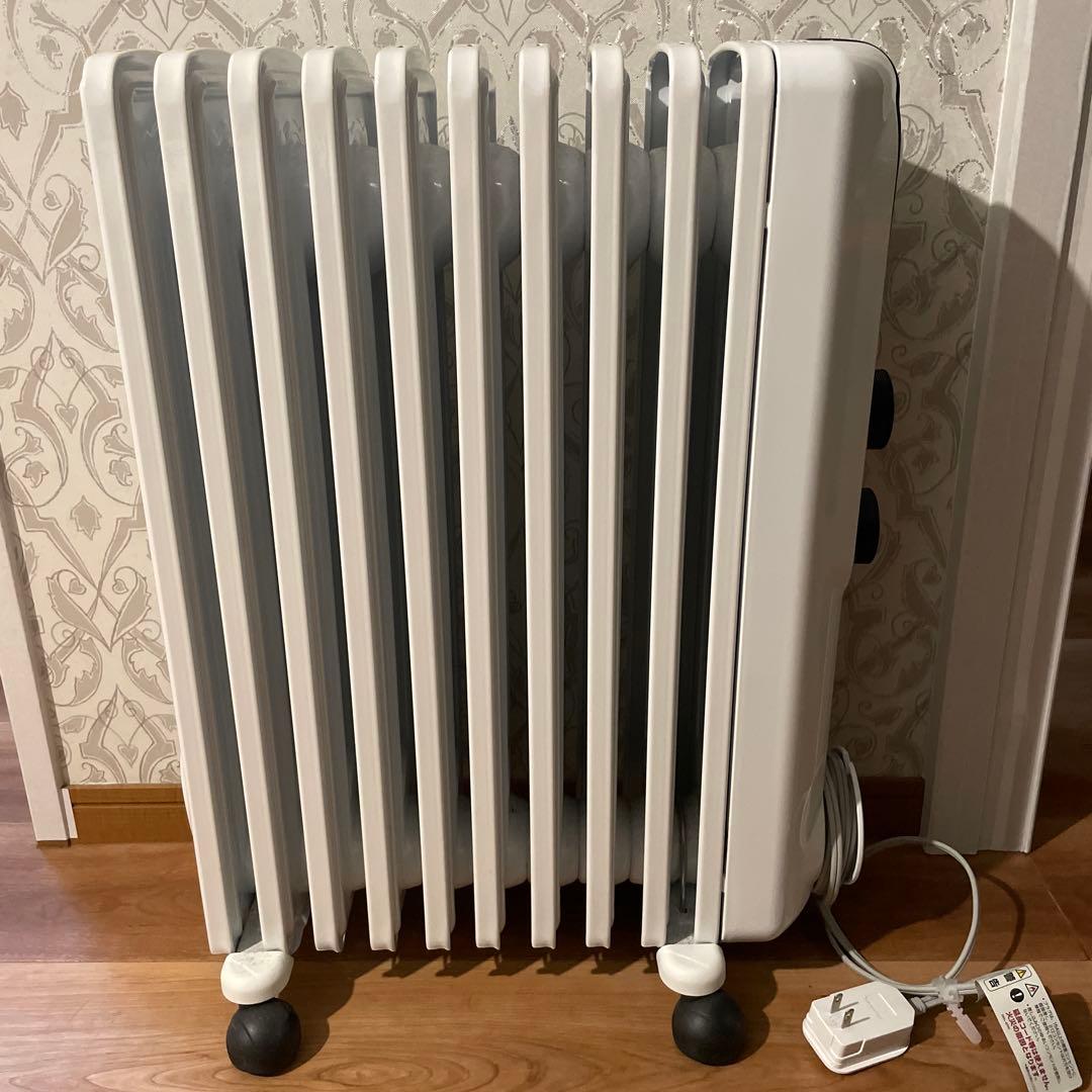 デロンギ　オイルヒーター(RHJ35M1015-BK)