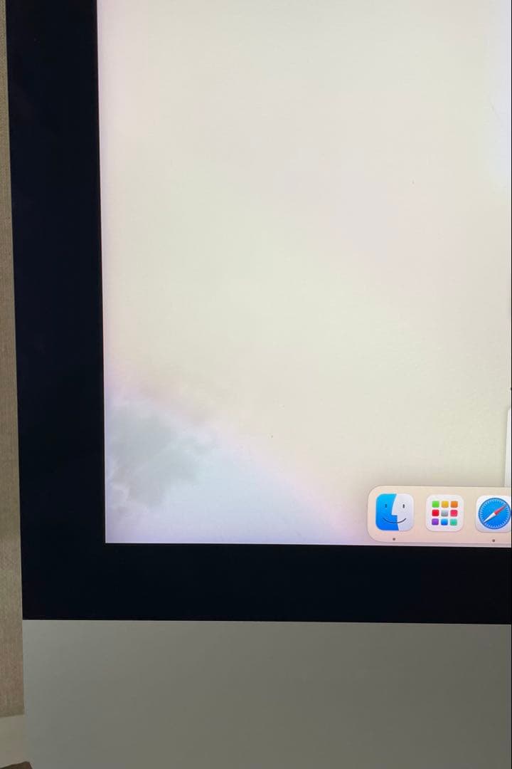 iMac 21.5インチ Retina 4K 2017 16GB 1TB