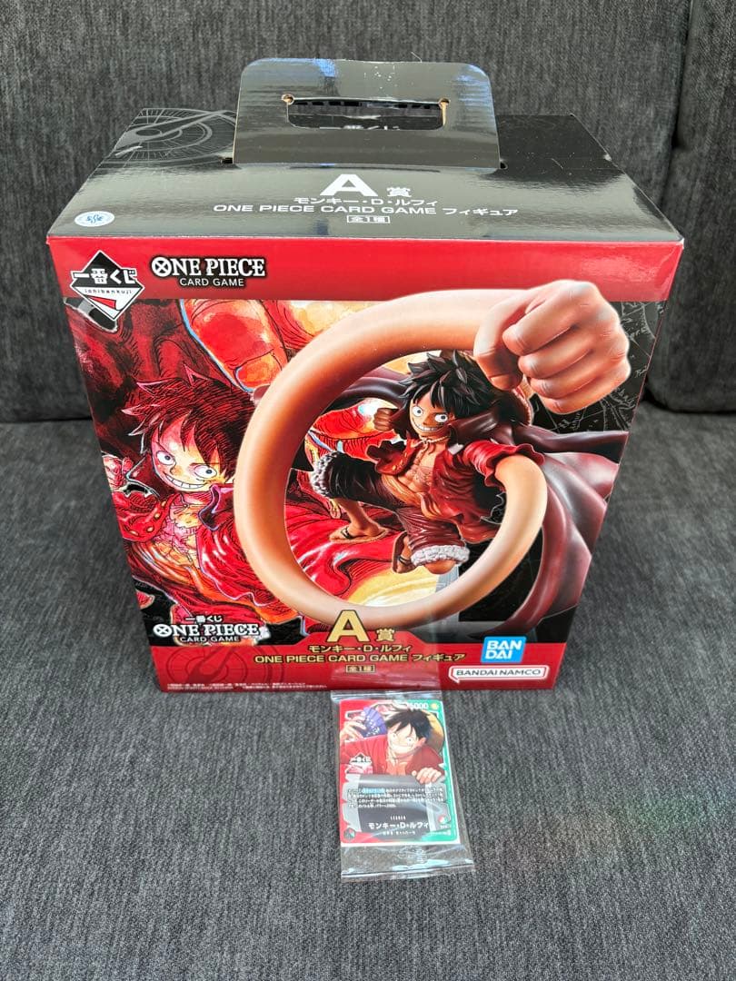 ワンピース A賞 フィギュア　一番くじ　プロモカード付き