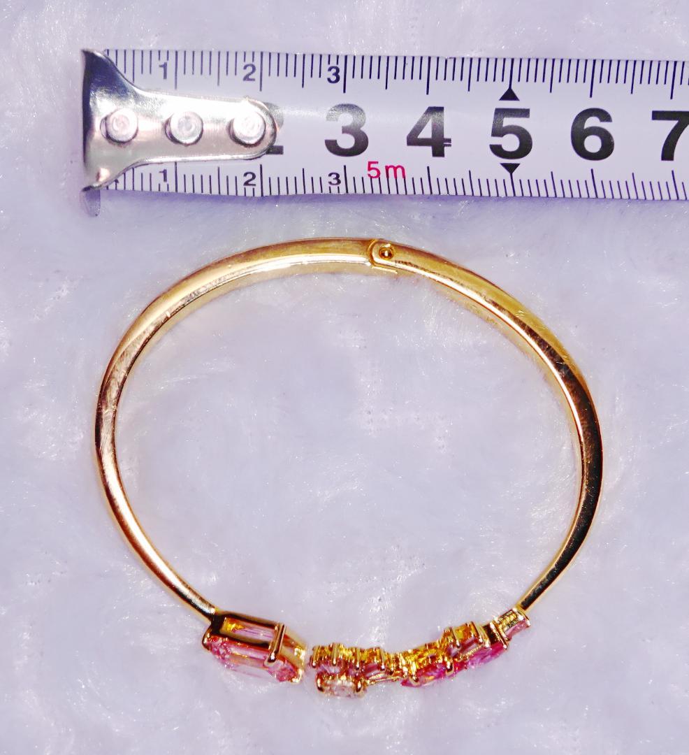 【美品】スワロフスキー Gema バングル Swarovski ブレスレット