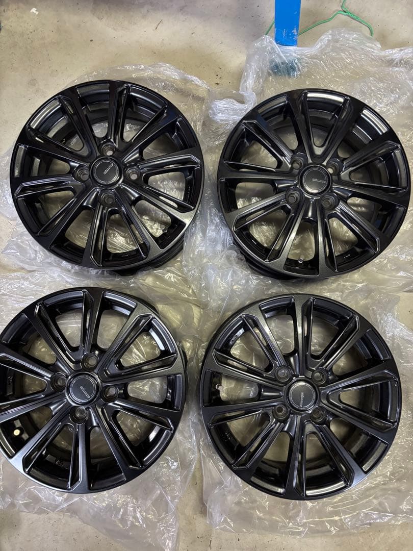 MILLOUSアルミホイール14インチ