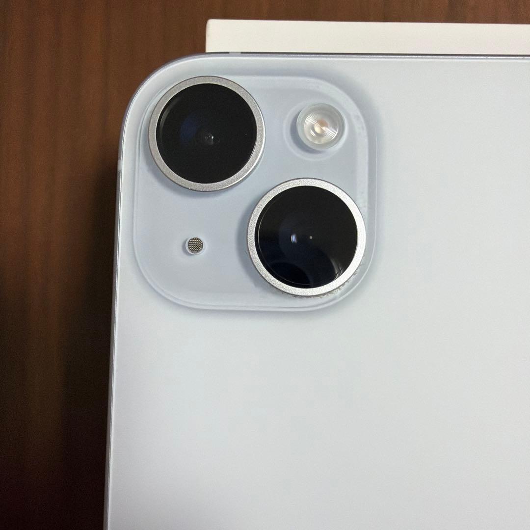 Apple iPhone 15 ブルー本体　バッテリー95%