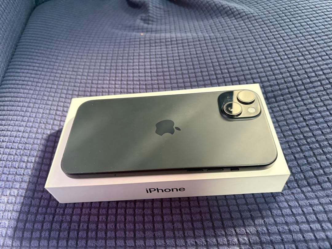 じゅさん　専用　iPhone 15 Plus 128GB