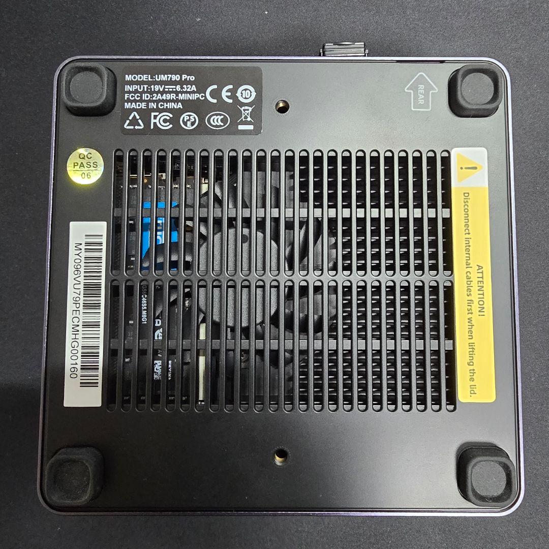 MINISFORUM UM790 Pro 本体（CPUユニットのみ）