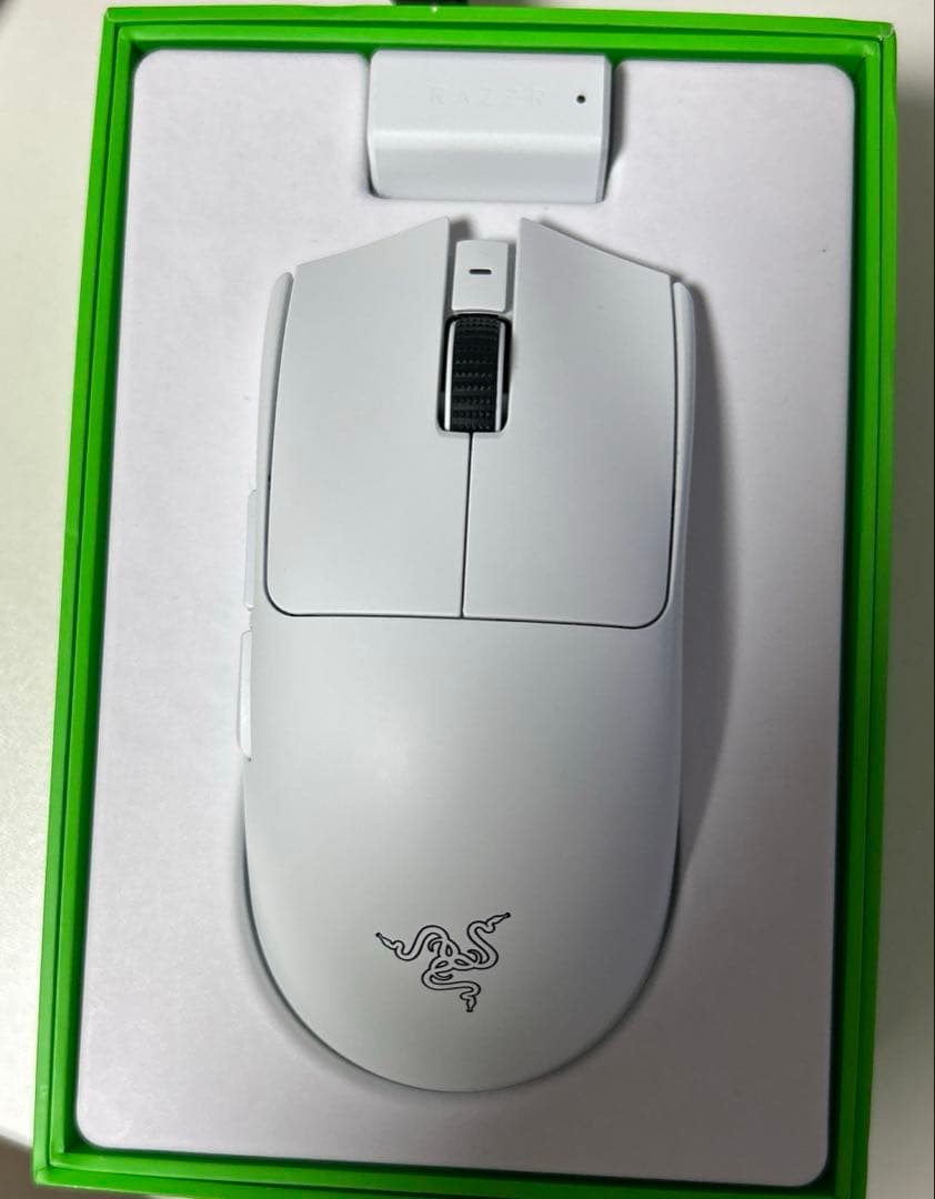 Razer Viper V3 pro ホワイト