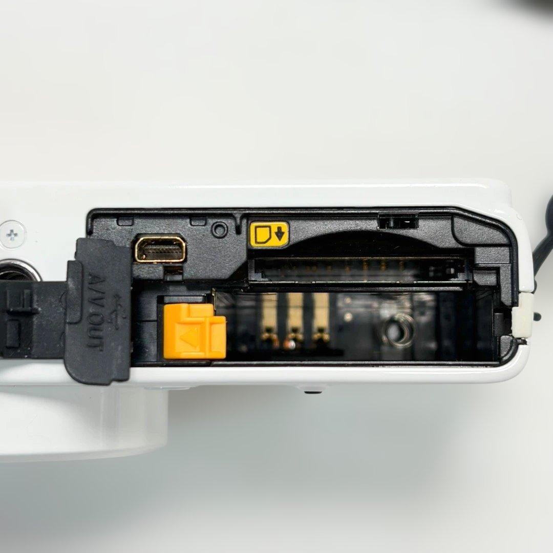 美品✨Nikon COOLPIX P310 ホワイト 送料無料 匿名配送