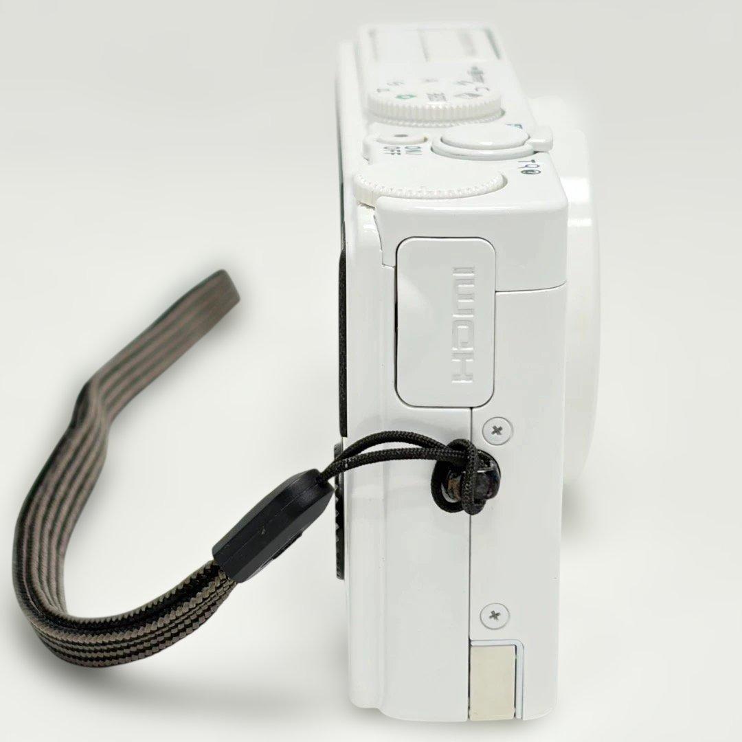 美品✨Nikon COOLPIX P310 ホワイト 送料無料 匿名配送