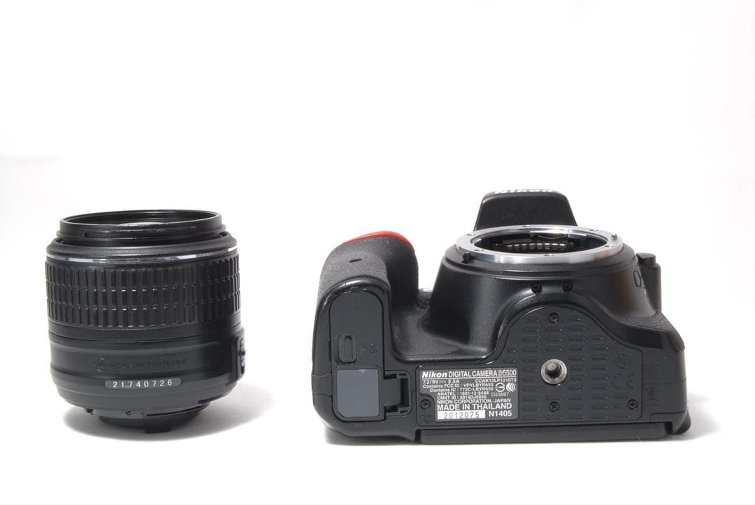 美品✨スマホ転送OK 高画質 Nikon D5500 レンズキット　自撮りOK
