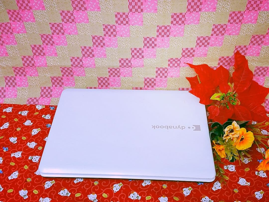 美品！東芝 HDD320GB 綺麗なホワイトノートパソコン！Win10 動画編集