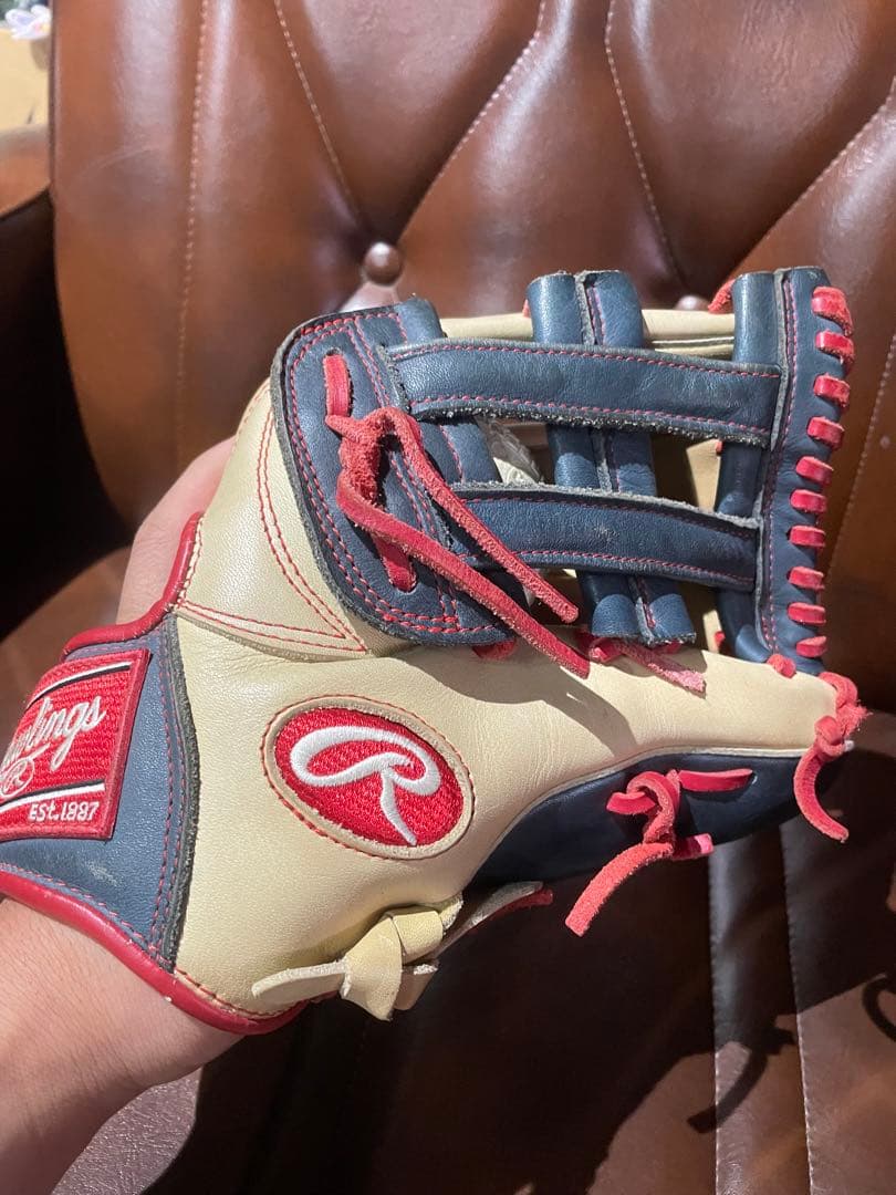 ローリングス　オールラウンドグラブ　メジャーモデル　軽量グラブ