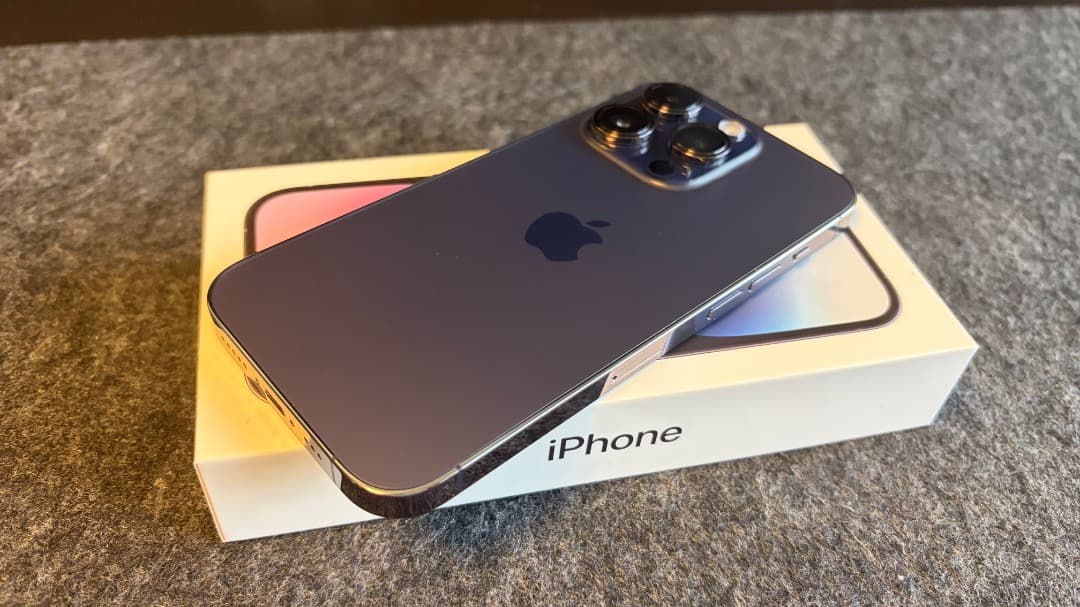 【バッテリー97%】iPhone 14 Pro ディープパープル 256GB