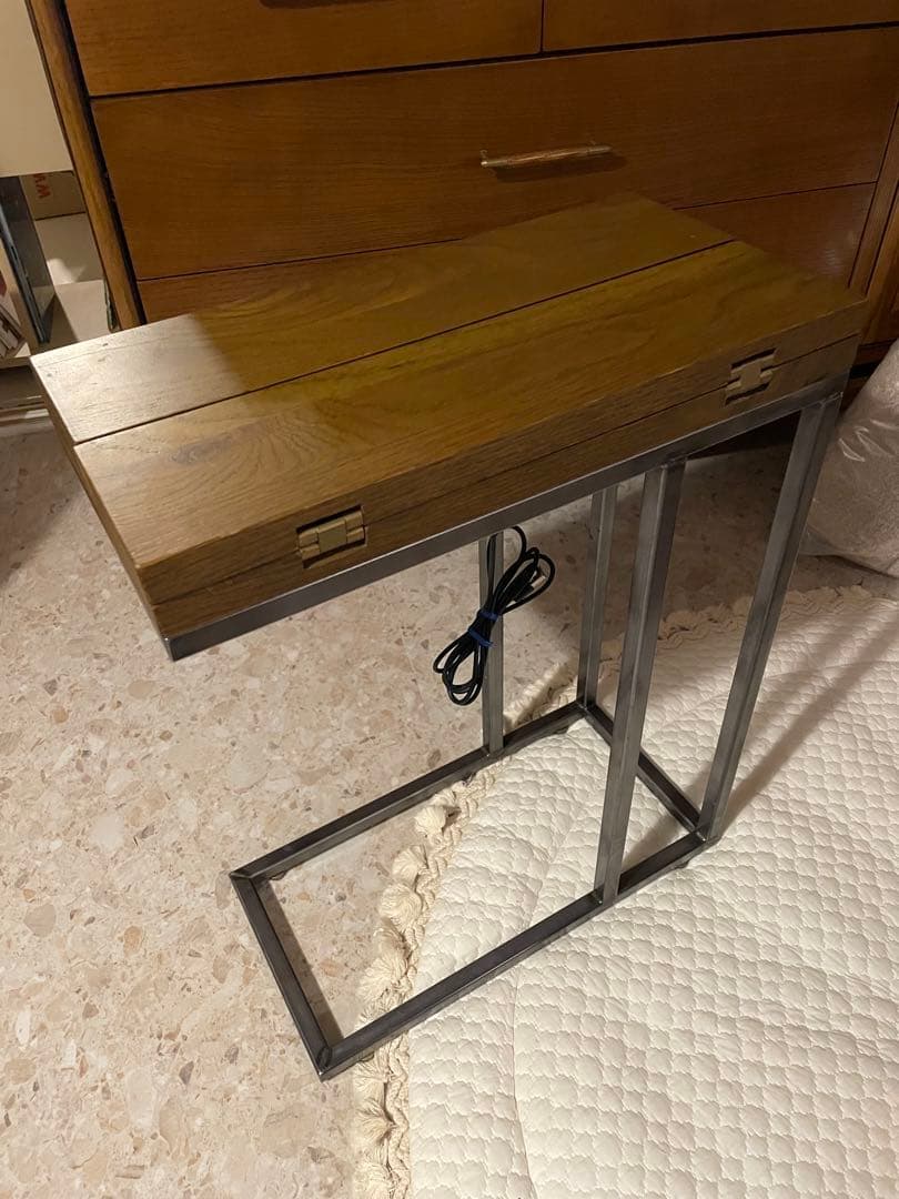 ジャーナルスタンダードファニチャー　サイドテーブル