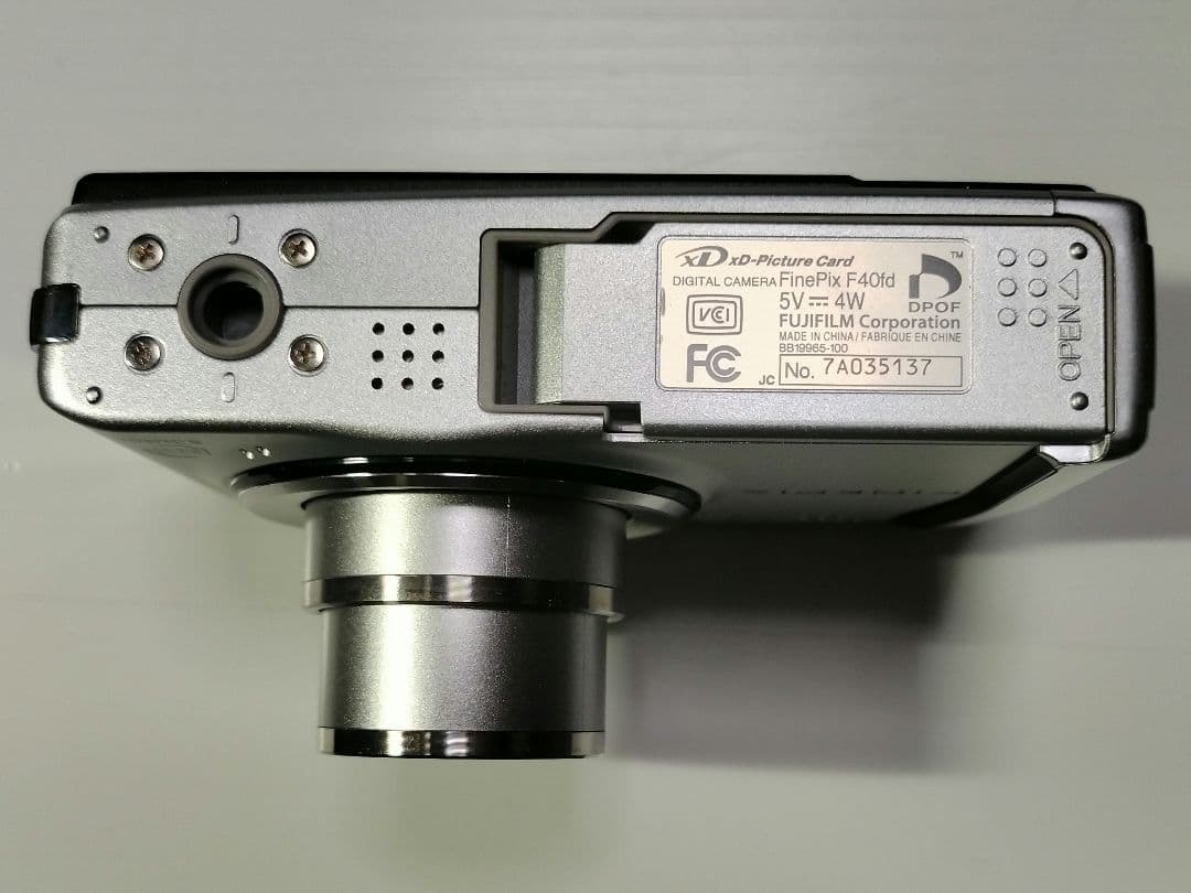 【起動確認済み】フジフィルム ファインピックス F40fd デジカメ