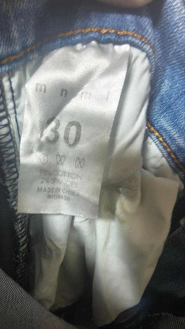 mnml ダメージジーンズ 30サイズ