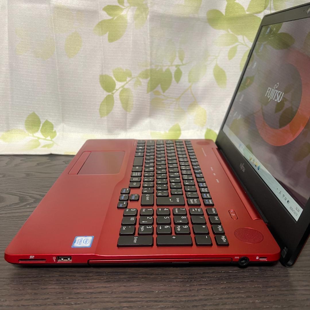 富士通 LIFEBOOK✨オフィス付☆SSD256GB☆メモリ8GB☆i3