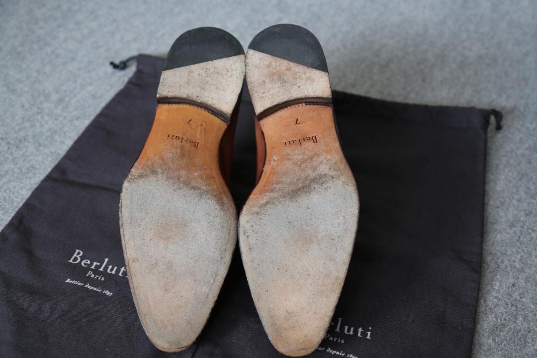 Berlutiメダリオン レースアップシューズ ブラウン ドレスシューズ