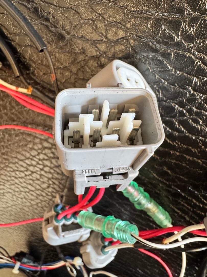 【配線加工不要】ハイラックス 後期 デイライト＋ウィンカーポジション取付キット