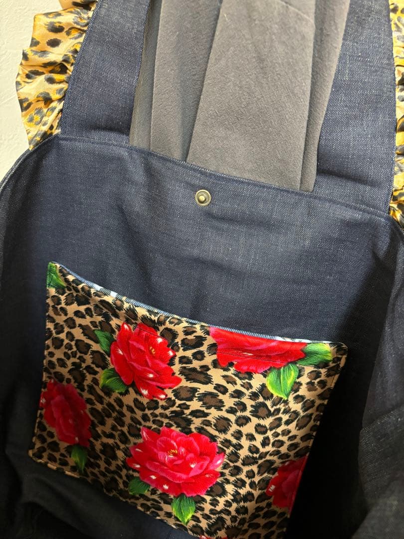 ゆ*ら様 ★クムくん★BIGサイズ肩掛けサイドポケット付きトート☆コヤンイサムチ