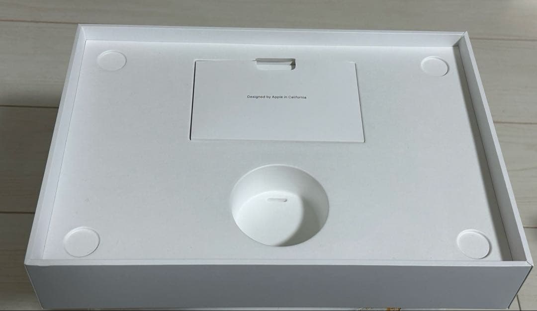 MacBook Air 13インチ M1　512GB