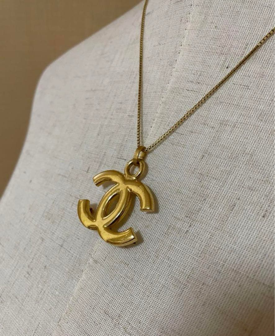 レア！ヴィンテージシャネル⭐︎ゴールドCHANELマーク&メダルチャーム