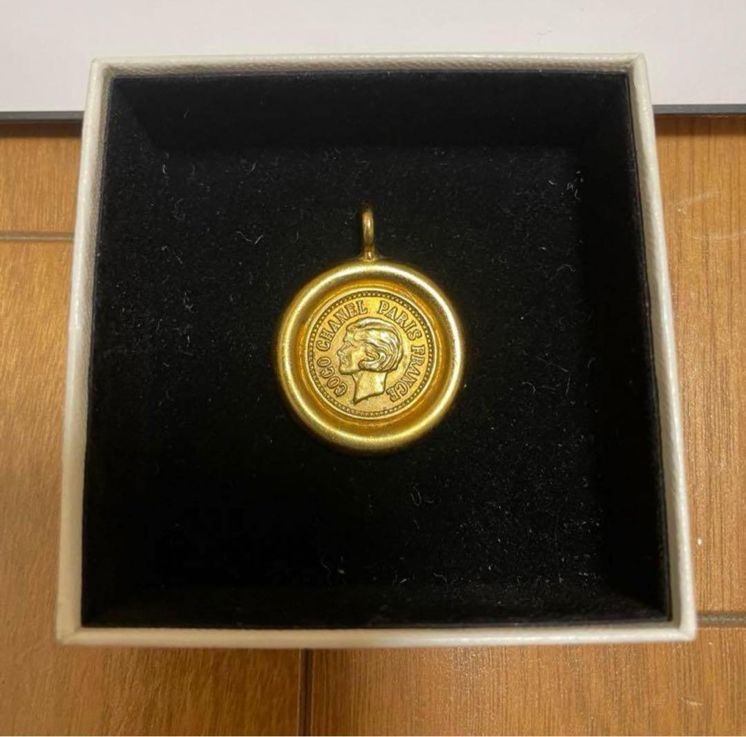 レア！ヴィンテージシャネル⭐︎ゴールドCHANELマーク&メダルチャーム