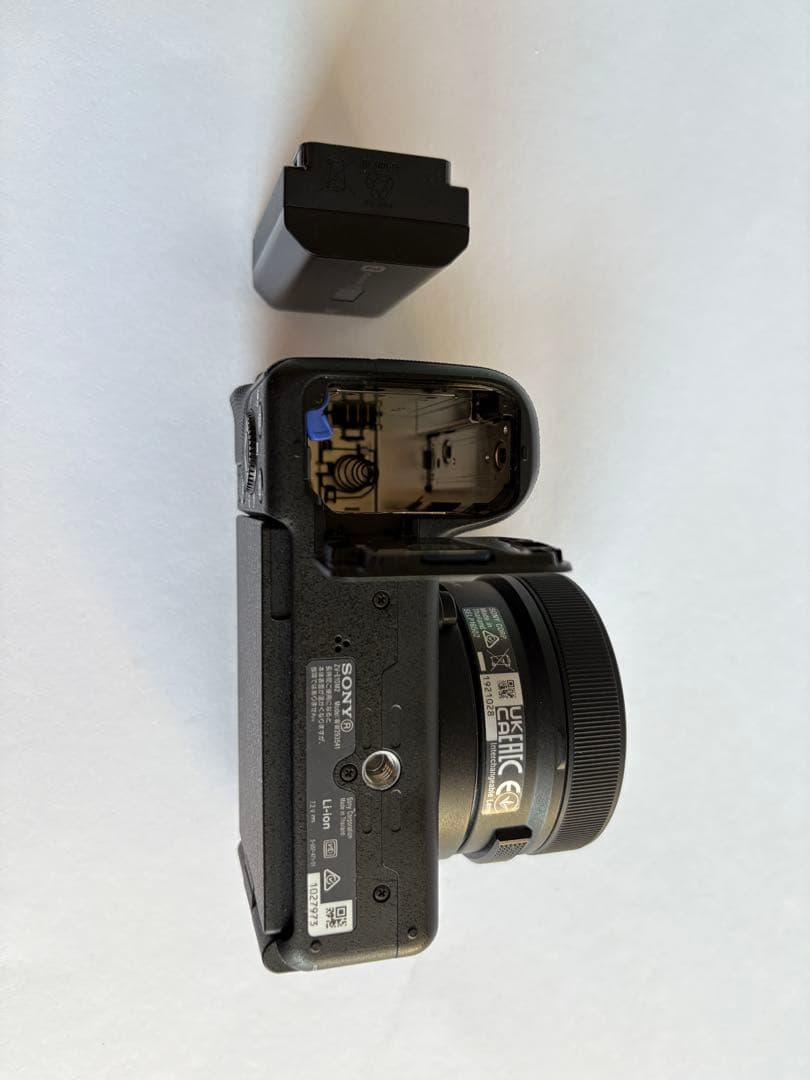 【美品】SONY ZV-E10 II パワーズームレンズキット｜SDカード付