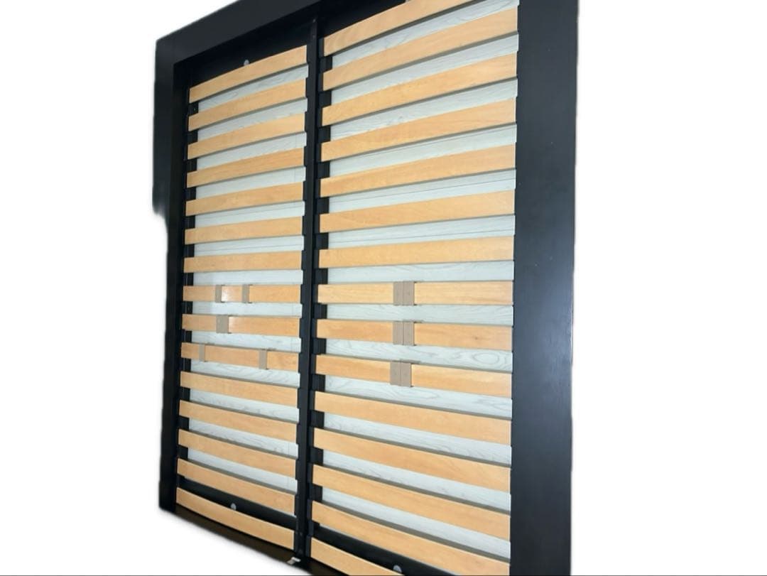 【Cassina】クイーンサイズベッドフレーム