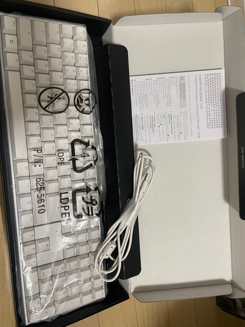 キーボード cherry MX 3.0s RGB keyboard