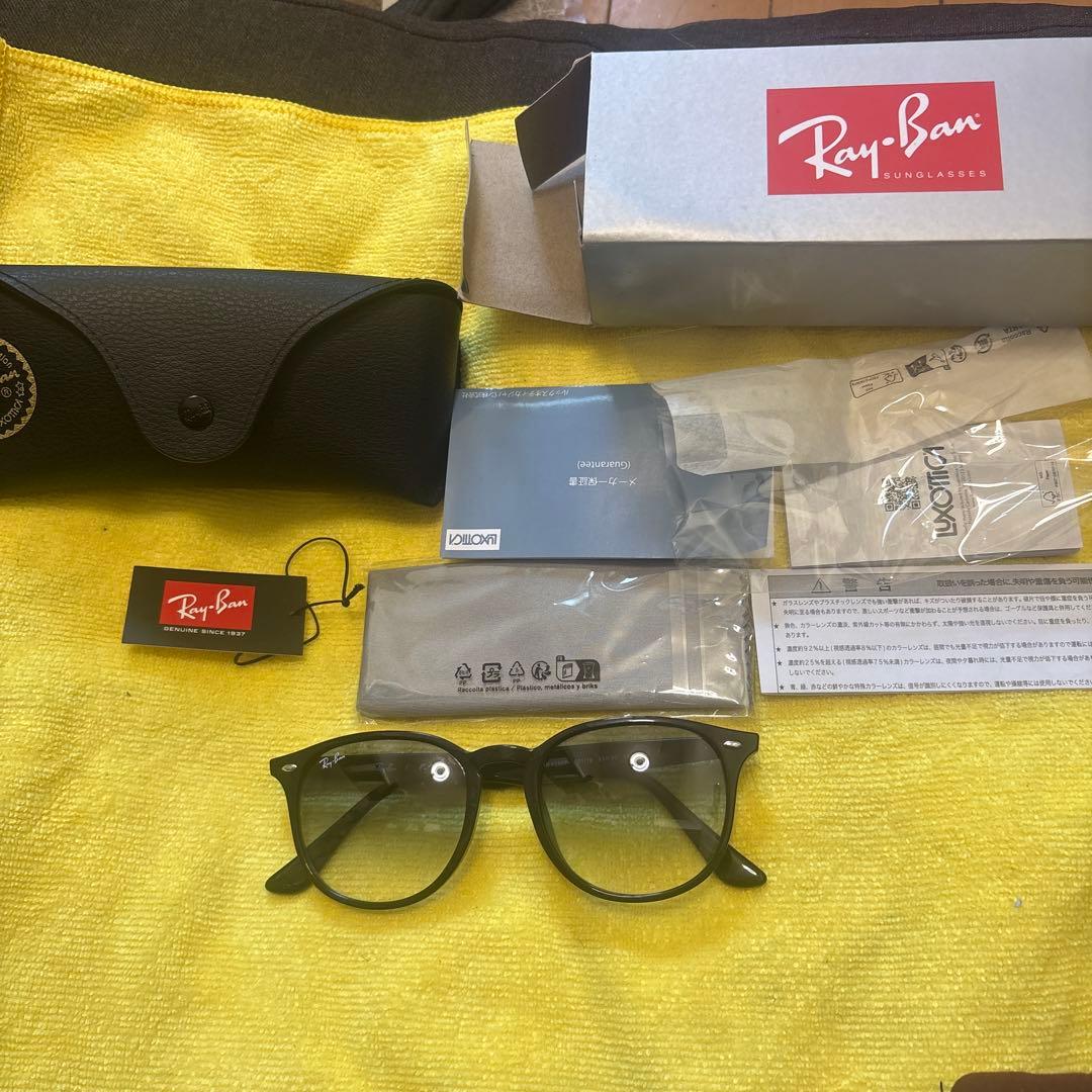レイバンサングラス赤西仁さん使用モデル　RB4259F-60119新品同様