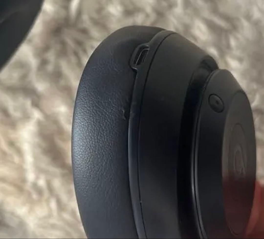 Beats Studio Pro ワイヤレスヘッドフォン　ネイビー