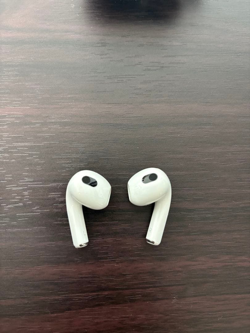 [正規品] AirPods第三世代　エアポッツ3 ワイヤレス