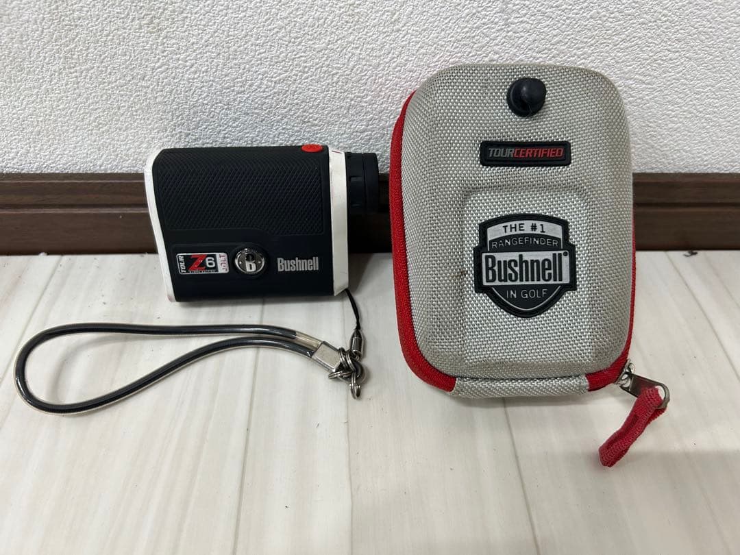 Bushnell ブッシュネル Z6 ゴルフ用レーザー距離計 ケース・付属品あり