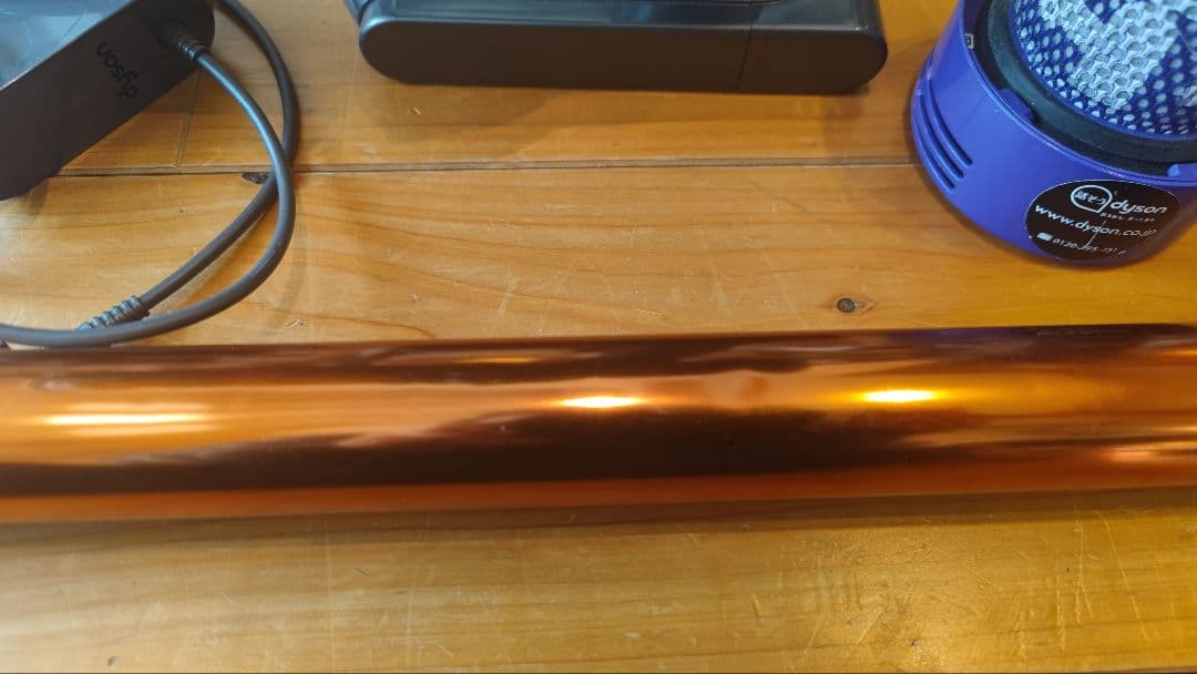 Dyson スティッククリーナー v10 fluffy SV12 動作品