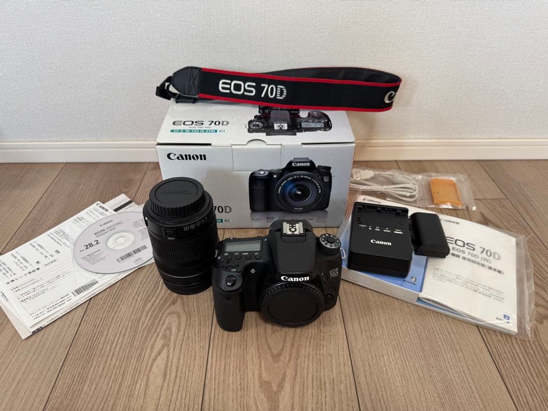 キャノンEOS 70D 一眼レフカメラ EF-S 18-135レンズキット